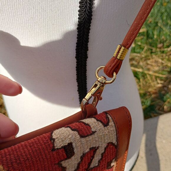 EM May Embroidered Handwoven Wool Leather Bag Multicolor Made In Turkey Kilim - Picture 4 of 11